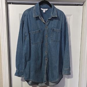 Old Navy Classic Boyfriend Denim Shirt